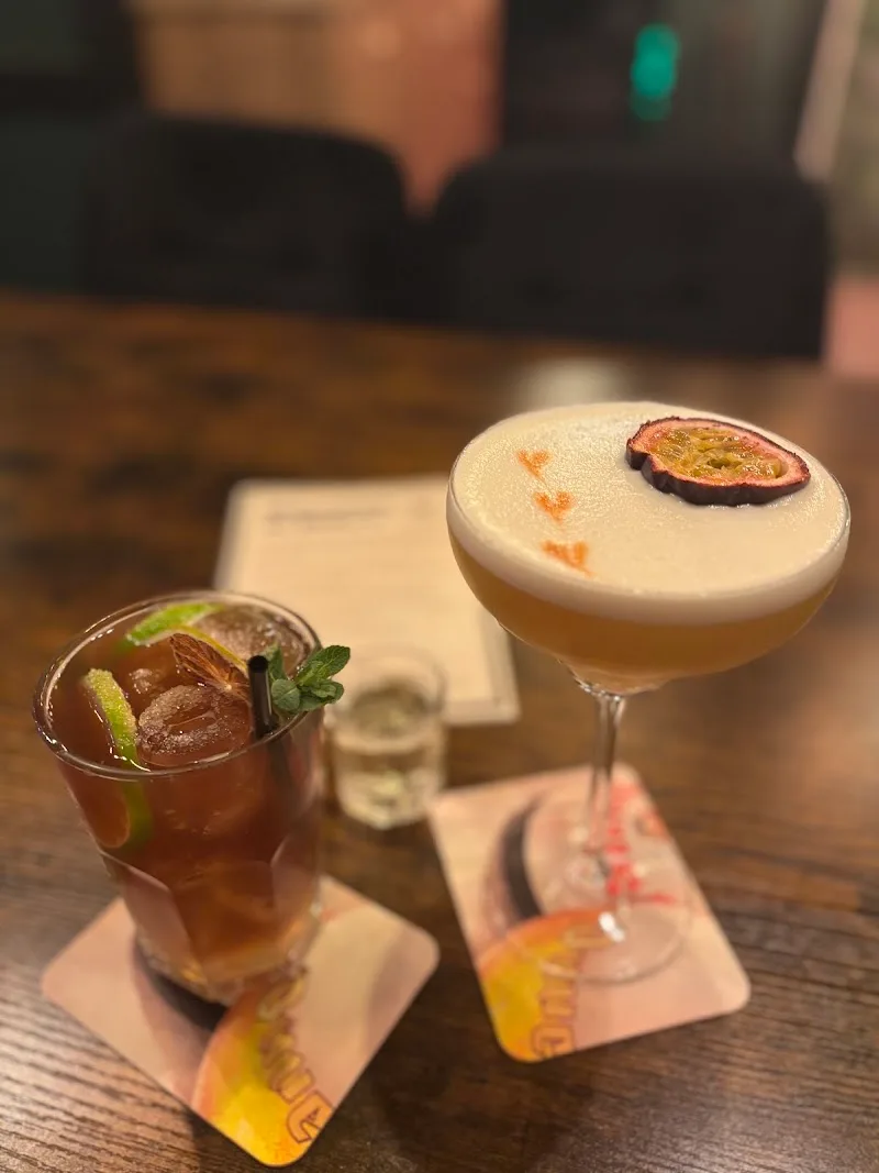 DUKE’S BAR, photo 3