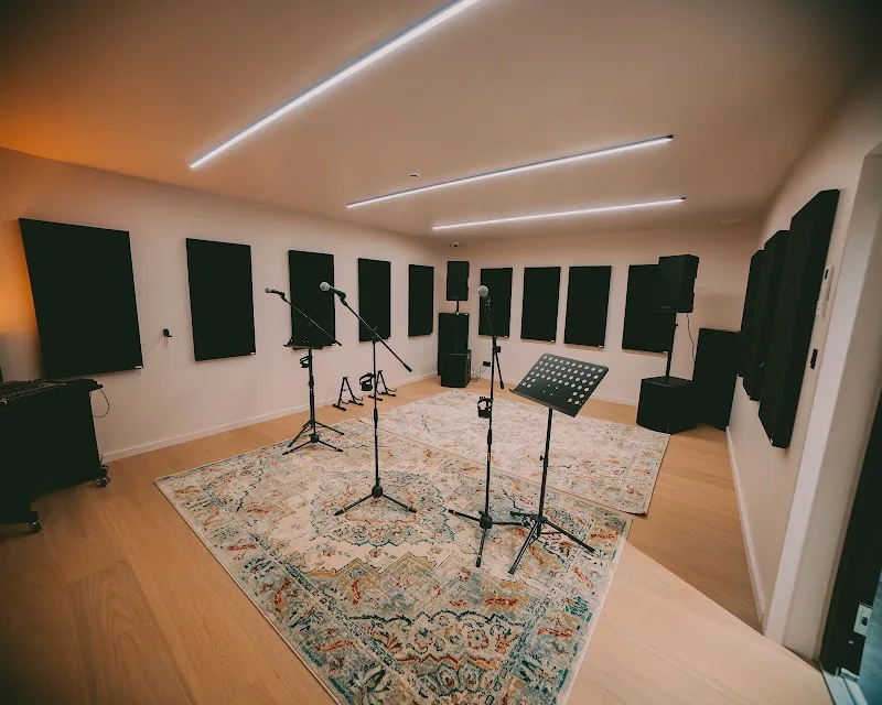Nothing More Studios, photo 3